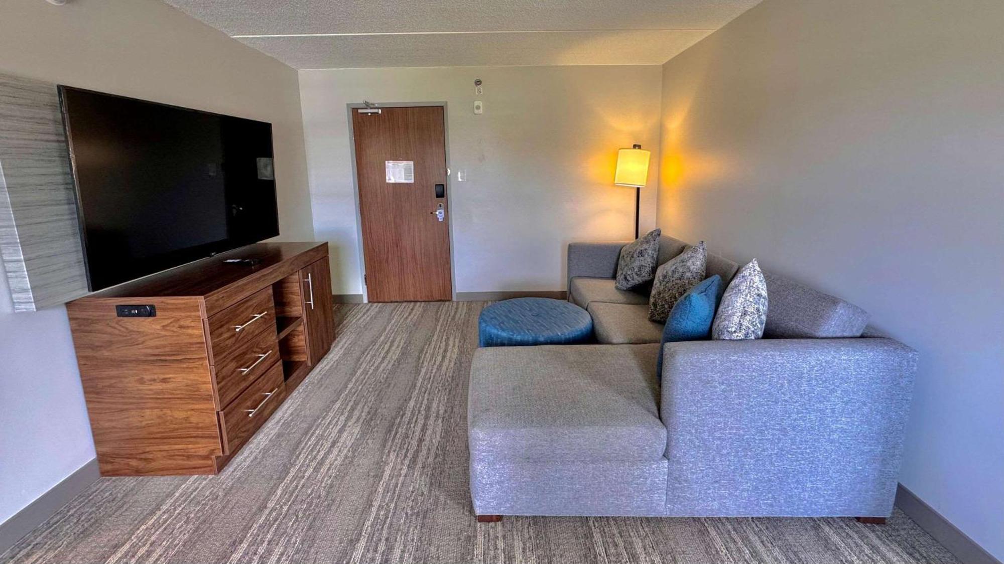 Inn Sleep - Chicago 2*